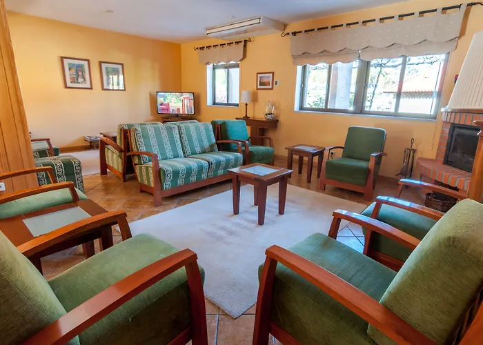 ホテル Berne マンテイガス